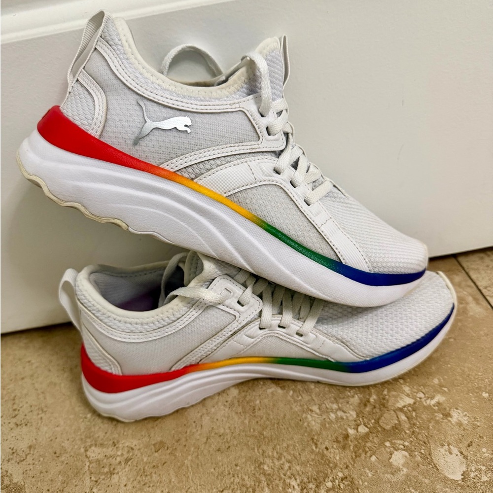 Women’s 8 Puma White Sneakers with Rainbow accent